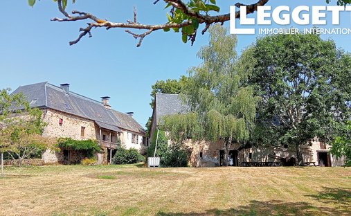 Casa a Argentat, Argentat-sur-Dordogne, Francia 1
