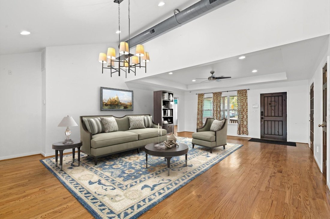 House in Houston, Texas, United States 3 - 18396192