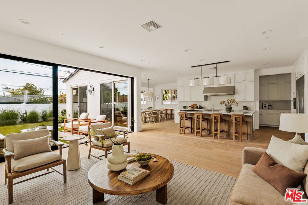 House in Los Angeles, California, United States 4 - 18395340