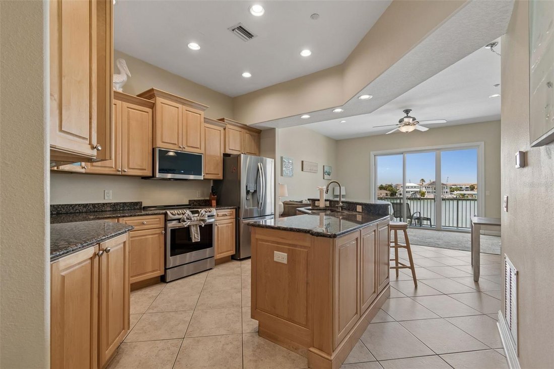 Townhouse in Clearwater, Florida, United States 5 - 18395007