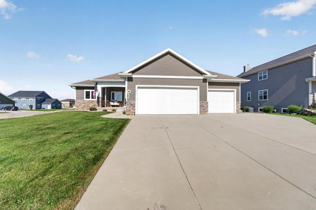 House in Oregon, Wisconsin, United States 1 - 18394272