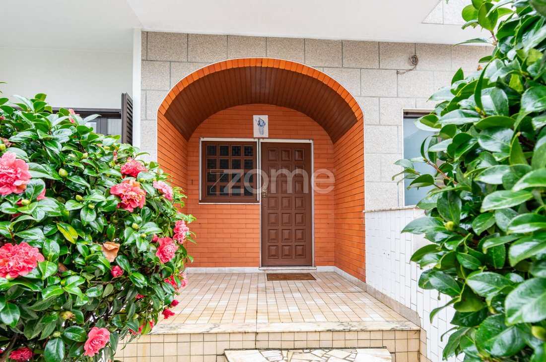 House in Povoa de Varzim, Beiriz e Argivai, Porto District, Portugal 1 - 18396916