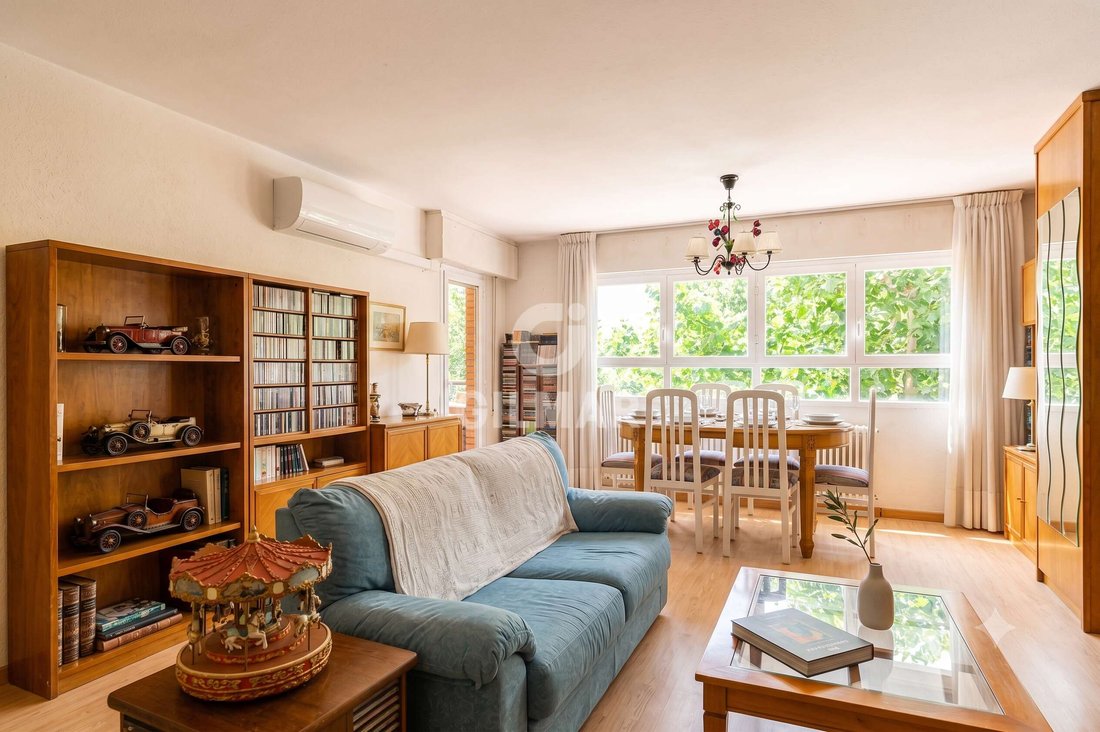 Apartment in Fuencarral-El Pardo, Madrid, Spain 3 - 18390470