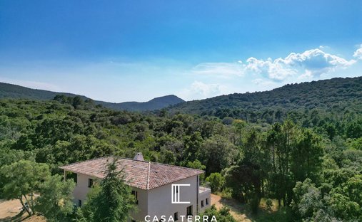 Villa in Zonza, Corsica, France 1