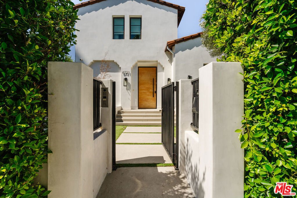 House in West Hollywood, California, United States 1 - 18395362