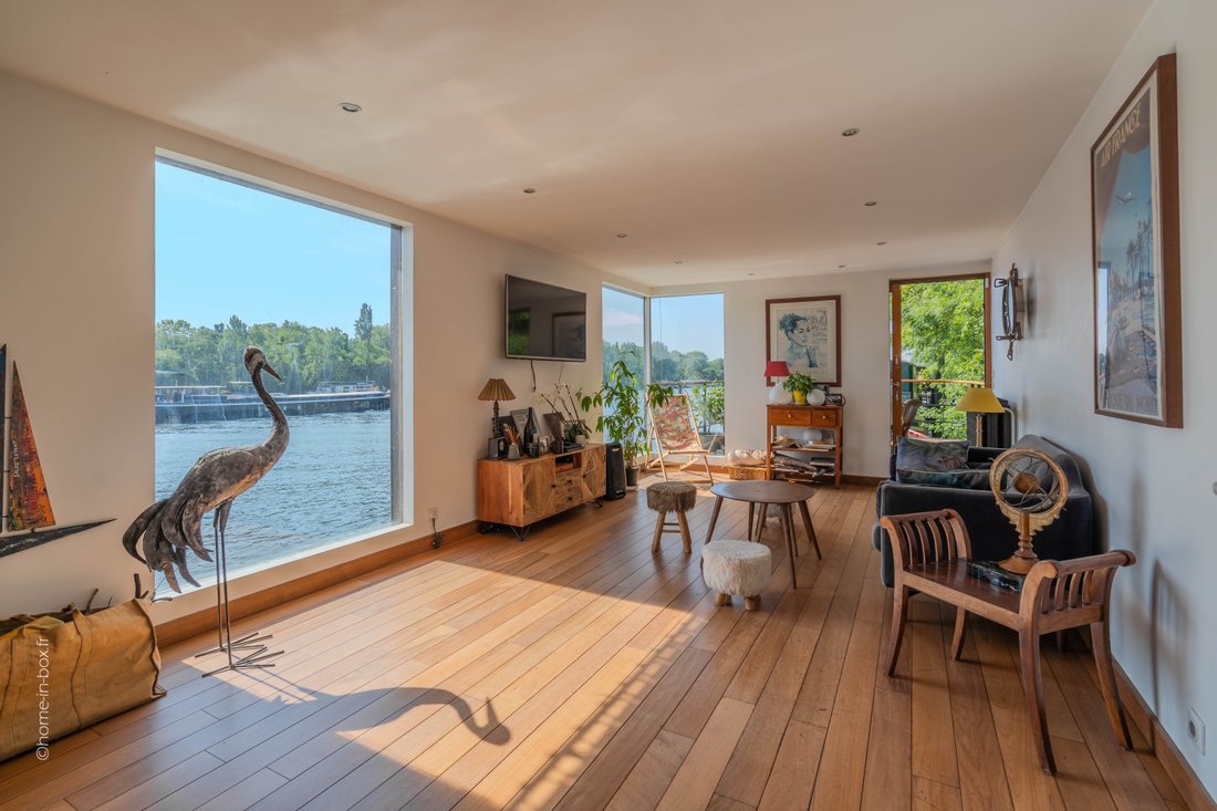 Apartment in Suresnes, Ile-de-France, France 4 - 18390237