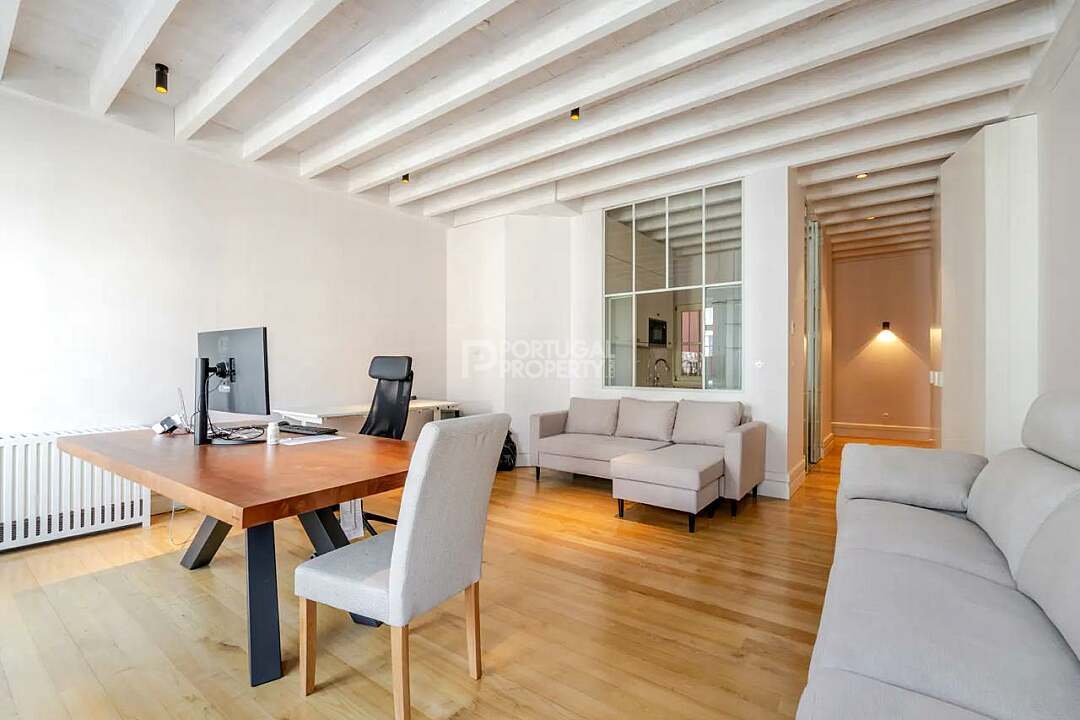 Apartment in Cedofeita, Santo Ildefonso, Se, Miragaia, Sao Nicolau e Vitoria, Porto District, Portugal 1 - 18394169