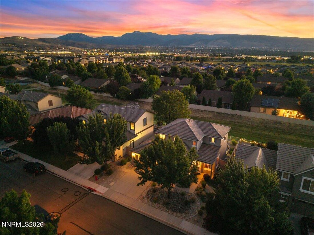 House in Reno, Nevada, United States 3 - 18390407