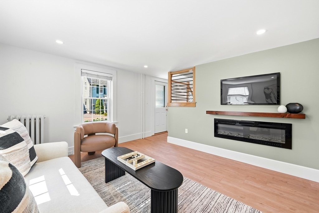 House in Winchester, Massachusetts, United States 4 - 18395788