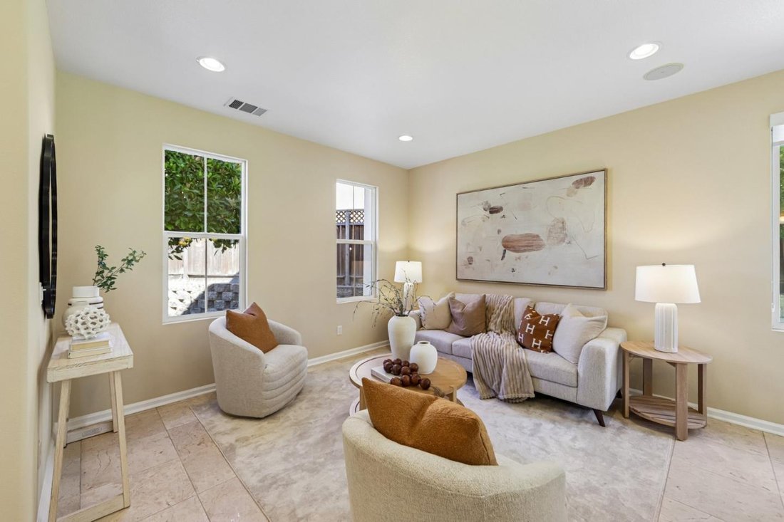 Townhouse in San Jose, California, United States 4 - 18395883