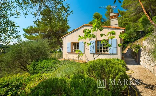 Villa in Èze, Provence-Alpes-Côte d'Azur, France 1