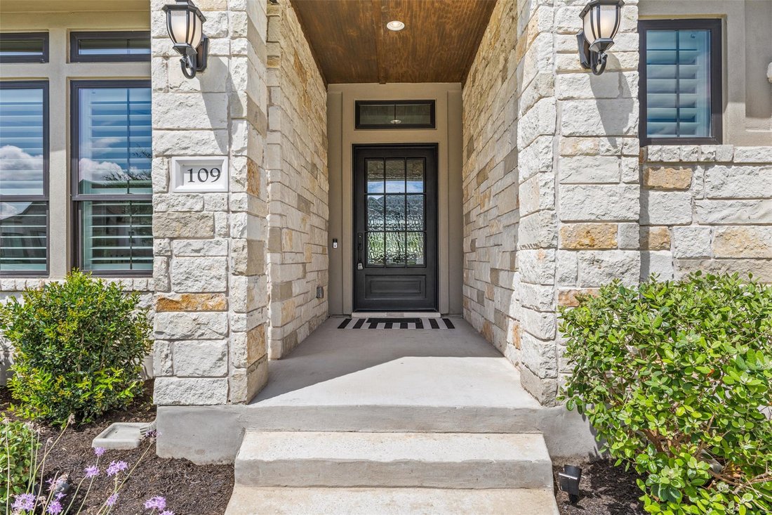 House in Liberty Hill, Texas, United States 3 - 18391524