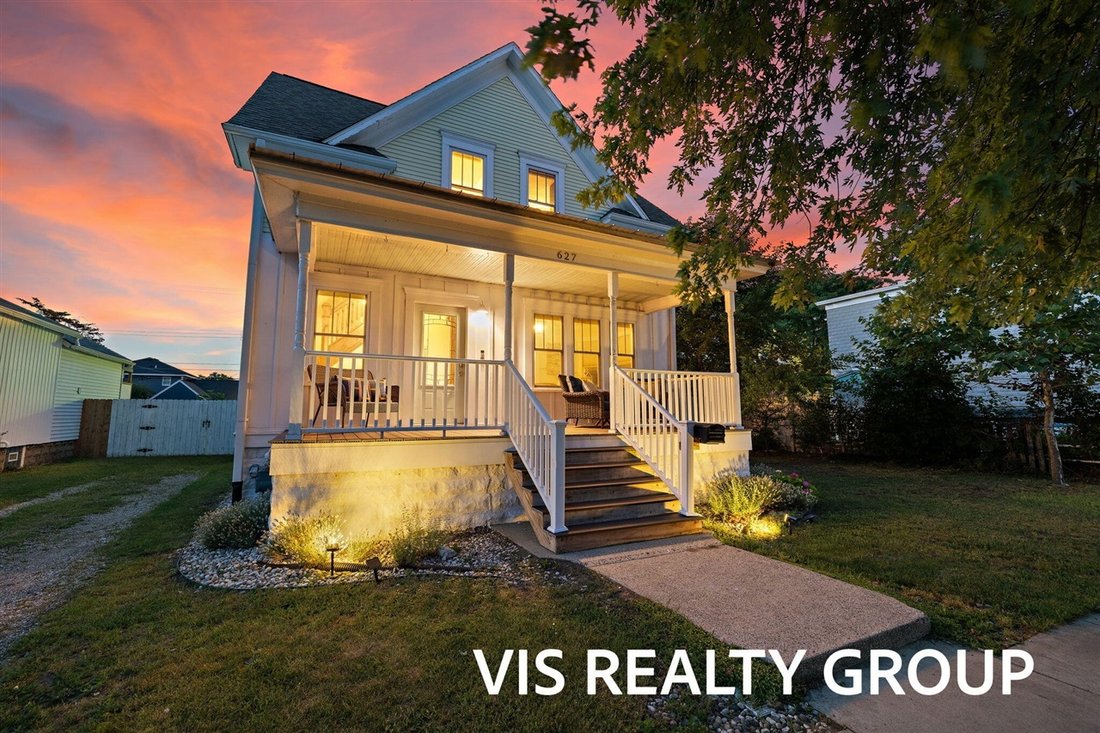 House in Grand Haven, Michigan, United States 1 - 18343860