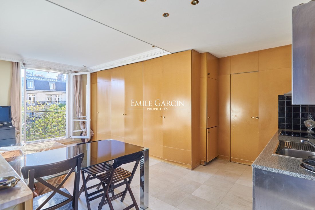 Apartment in Chaillot, Paris 16e Arrondissement, Paris 4 - 18397119