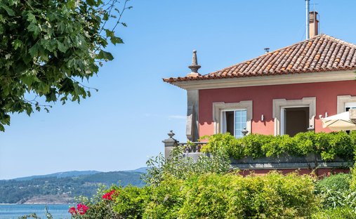 Villa in Vilagarcia de Arousa, Galicia, Spain 1