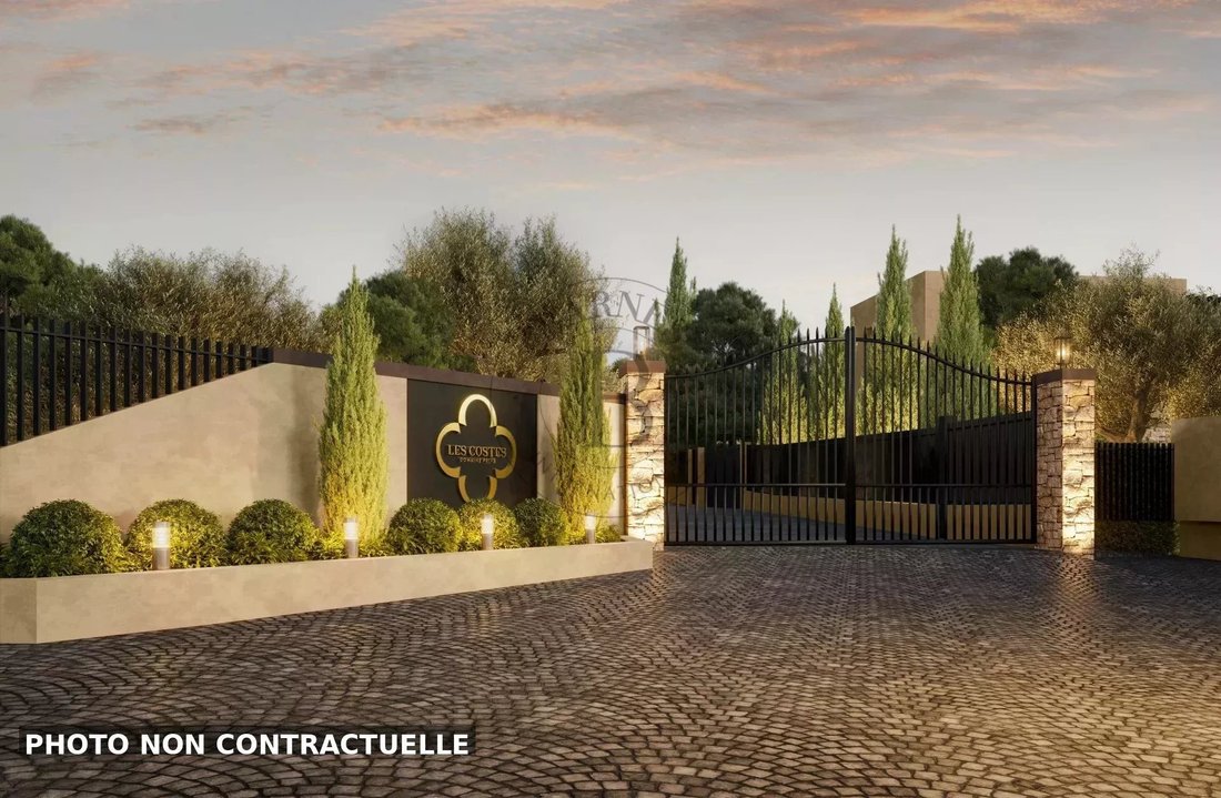 Villa in Mougins, Provence-Alpes-Côte d'Azur, France 2 - 18392652