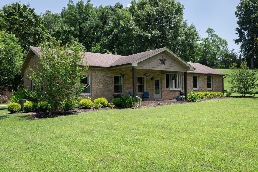 House in Hendersonville, Tennessee, United States 3 - 18396480