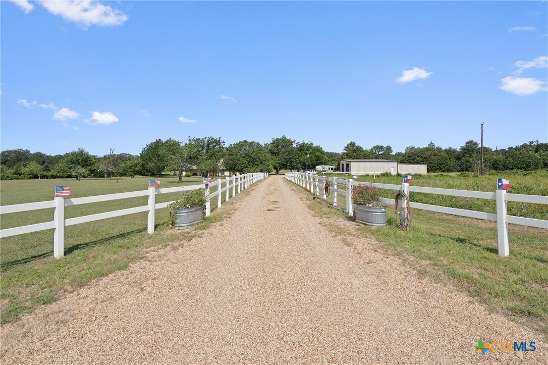 House in Bartlett, Texas, United States 5 - 18394243