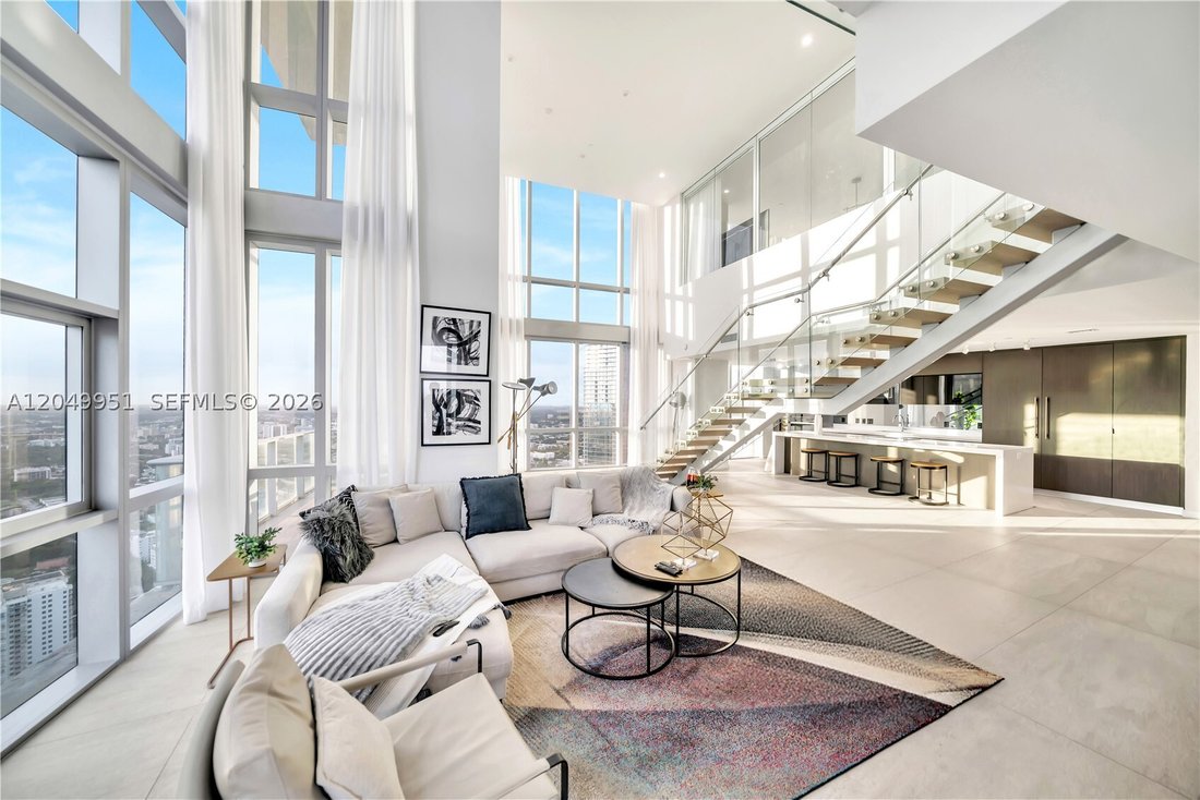 House in Miami, Florida, United States 1 - 18395785