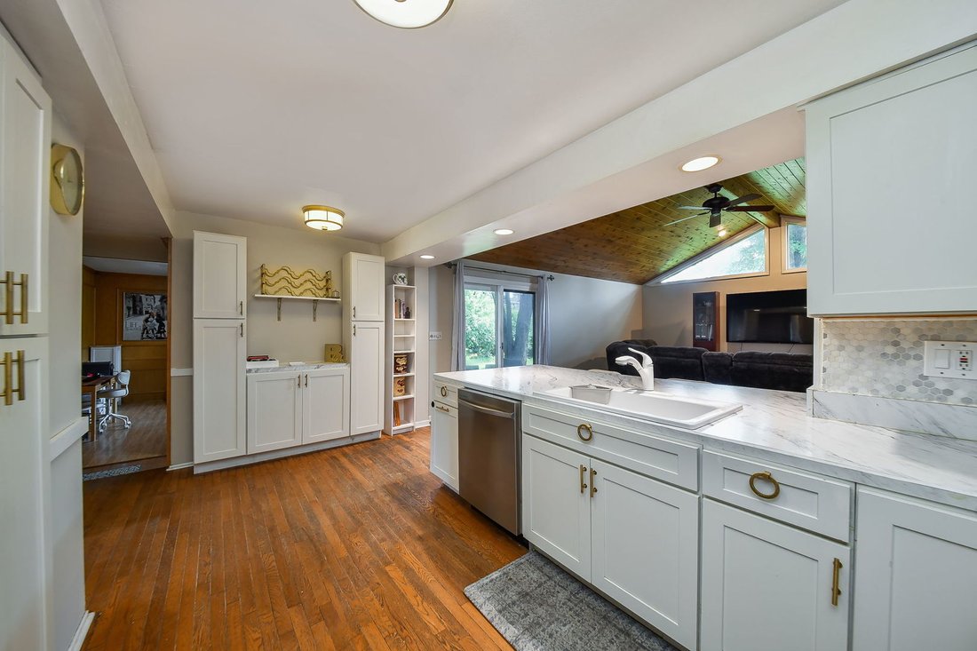 House in Lombard, Illinois, United States 5 - 18394826