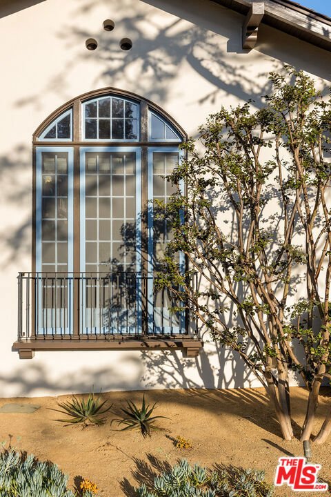 House in Los Angeles, California, United States 3 - 18395433