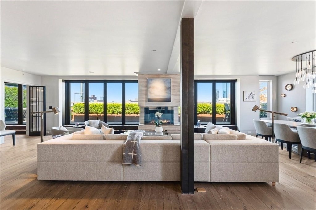 Condo in Boston, Massachusetts, United States 2 - 17889283
