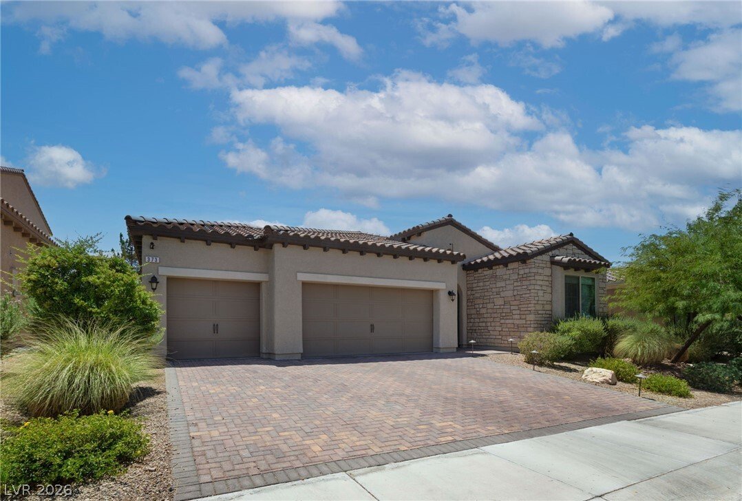 House in Henderson, Nevada, United States 4 - 18395280