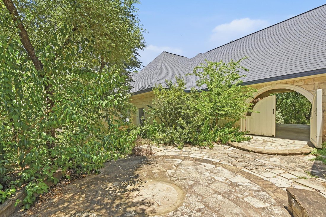 House in Buda, Texas, United States 3 - 18394361