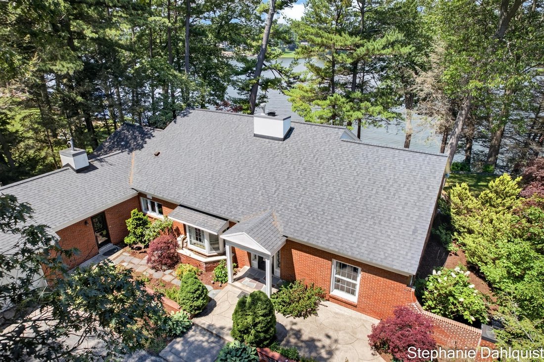 House in North Muskegon, Michigan, United States 4 - 18395954