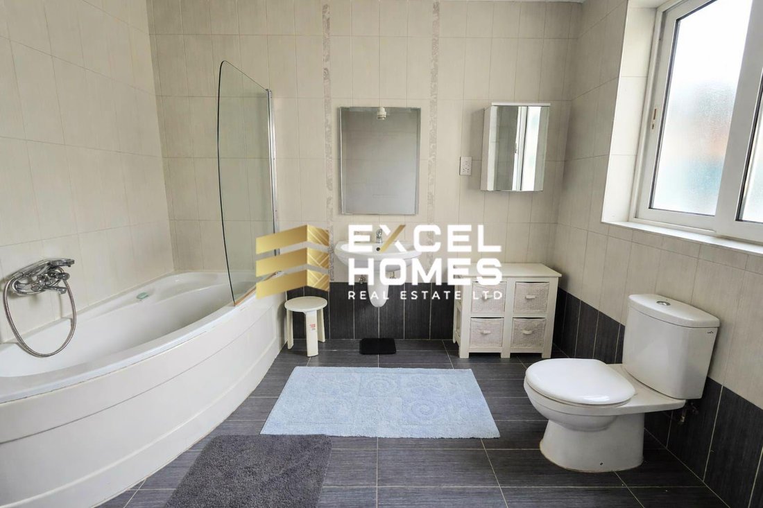 Apartment in Saint Julian's, Malta 4 - 17708653