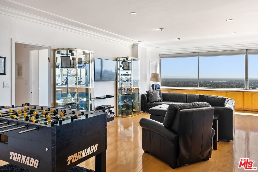 Condo in Los Angeles, California, United States 4 - 18393113