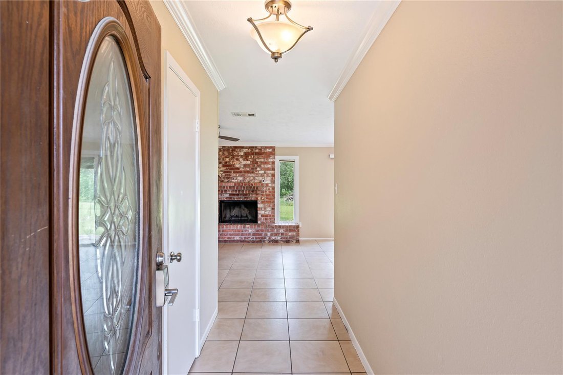 House in Alvin, Texas, United States 5 - 18396214