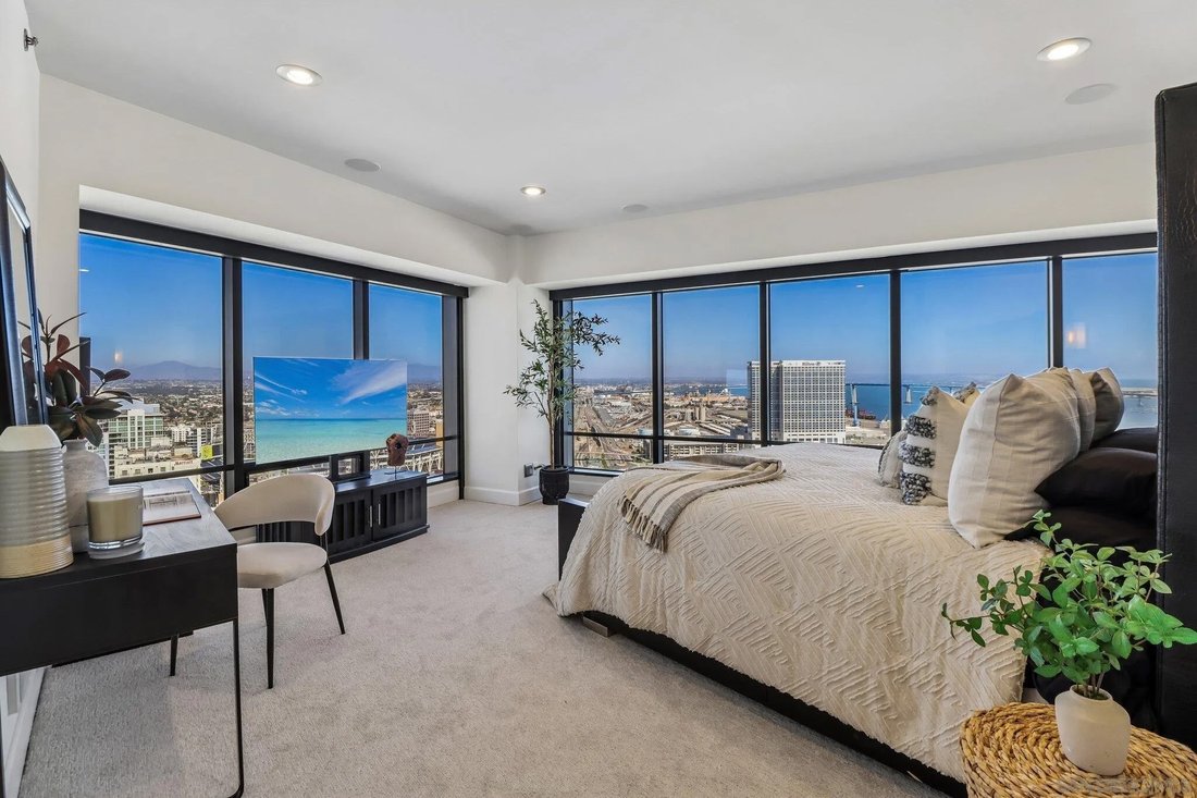Condo in San Diego, California, United States 2 - 18396187