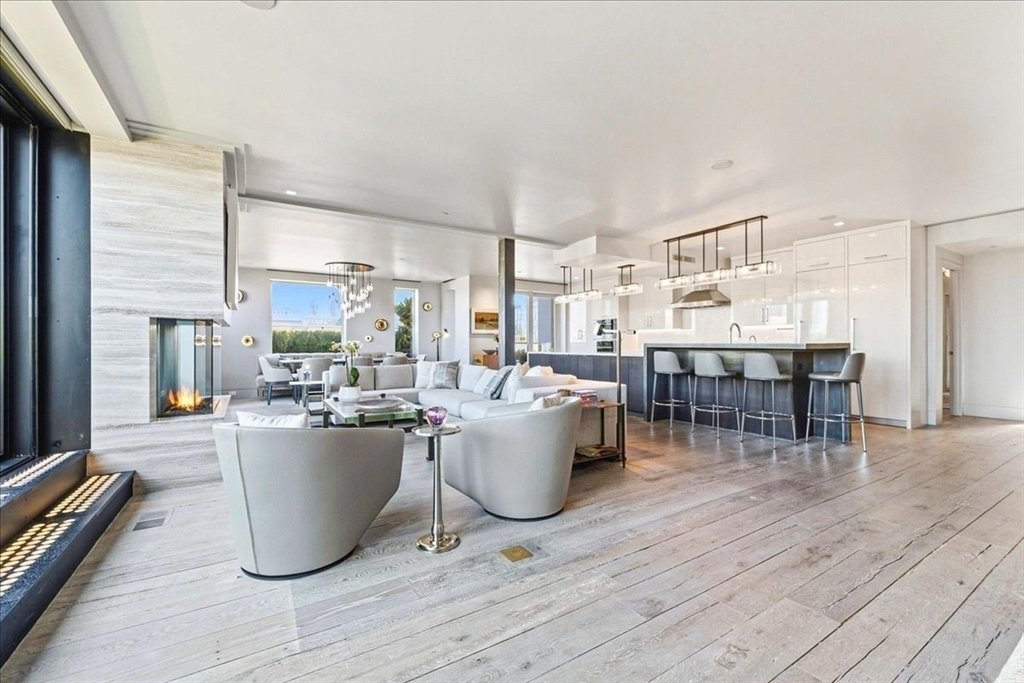 Condo in Boston, Massachusetts, United States 5 - 17889283
