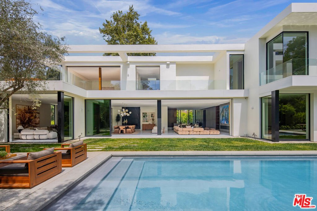 House in Los Angeles, California, United States 1 - 18395335
