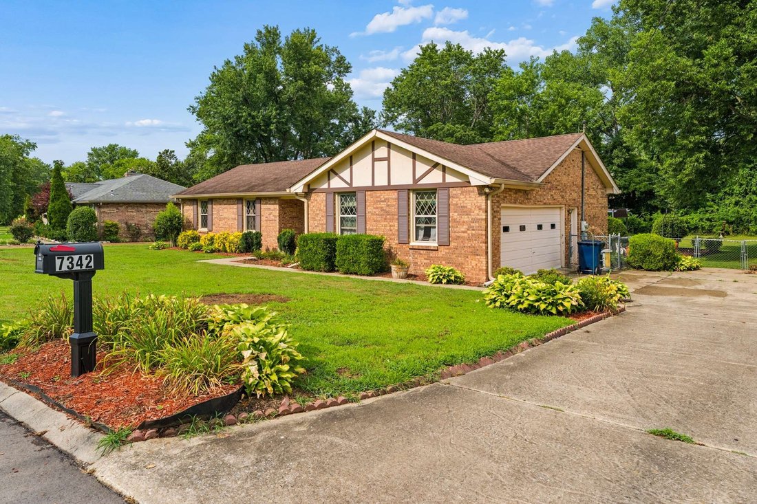House in Nashville, Tennessee, United States 3 - 18396477