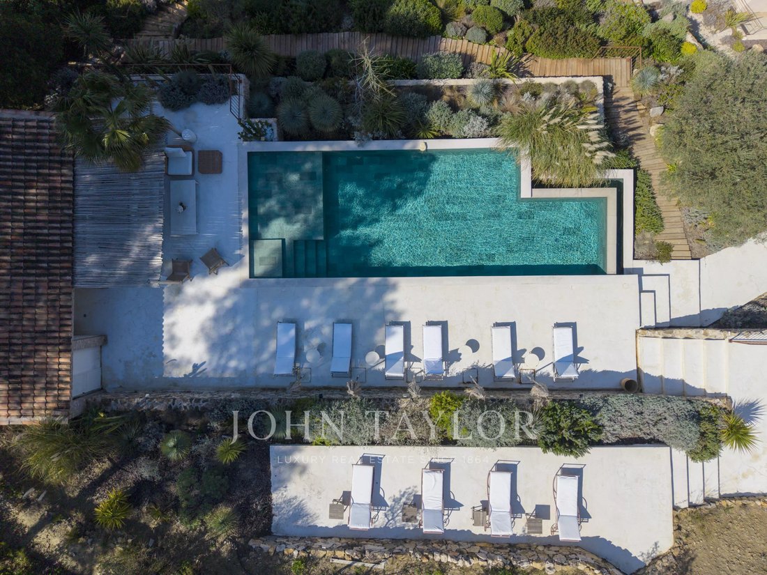 Estate in Peripherie, Cassis, France 5 - 18392007