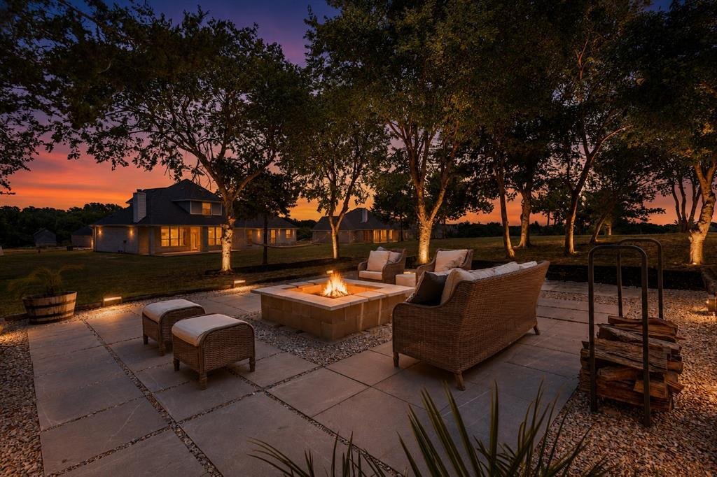 House in Waxahachie, Texas, United States 2 - 18396346