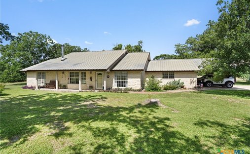 House in Bartlett, Texas, United States 1