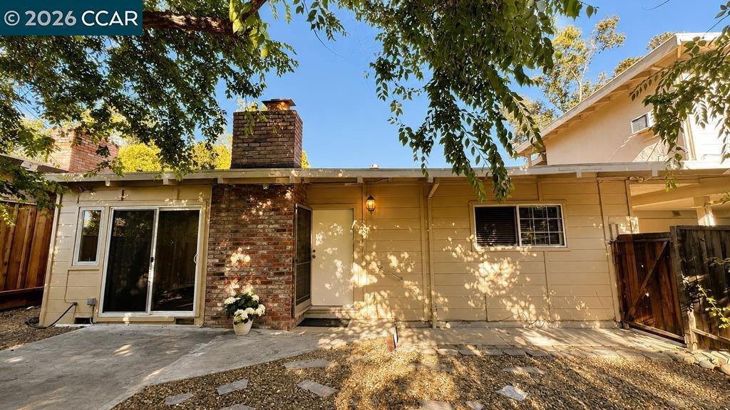 Walnut Creek, California, United States 1 - 18390459