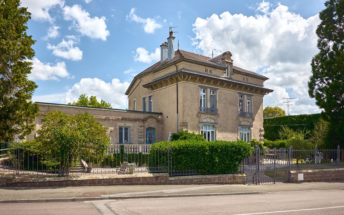 Villa in Luxeuil-les-Bains, Bourgogne – Franche-Comté, France 2 - 18393417