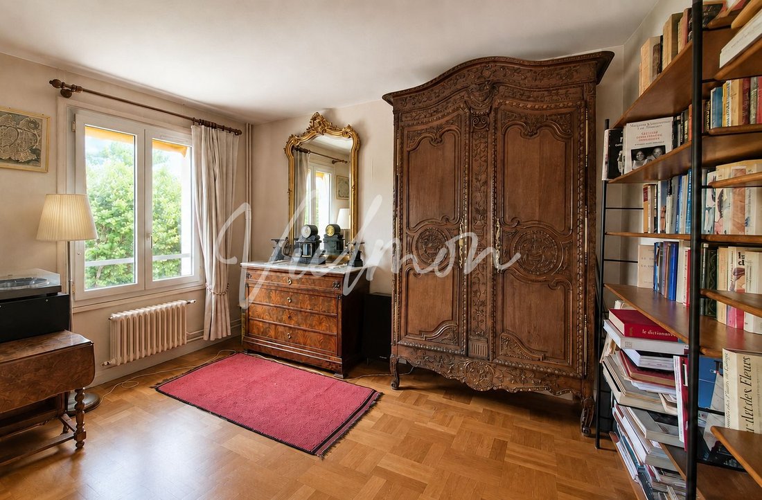 Apartment in Forêt, Saint-Germain-en-Laye, France 4 - 18395027