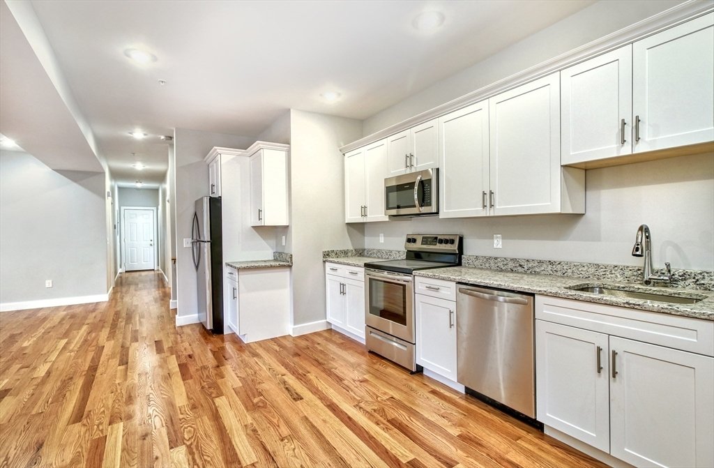 House in Malden, Massachusetts, United States 3 - 18396859