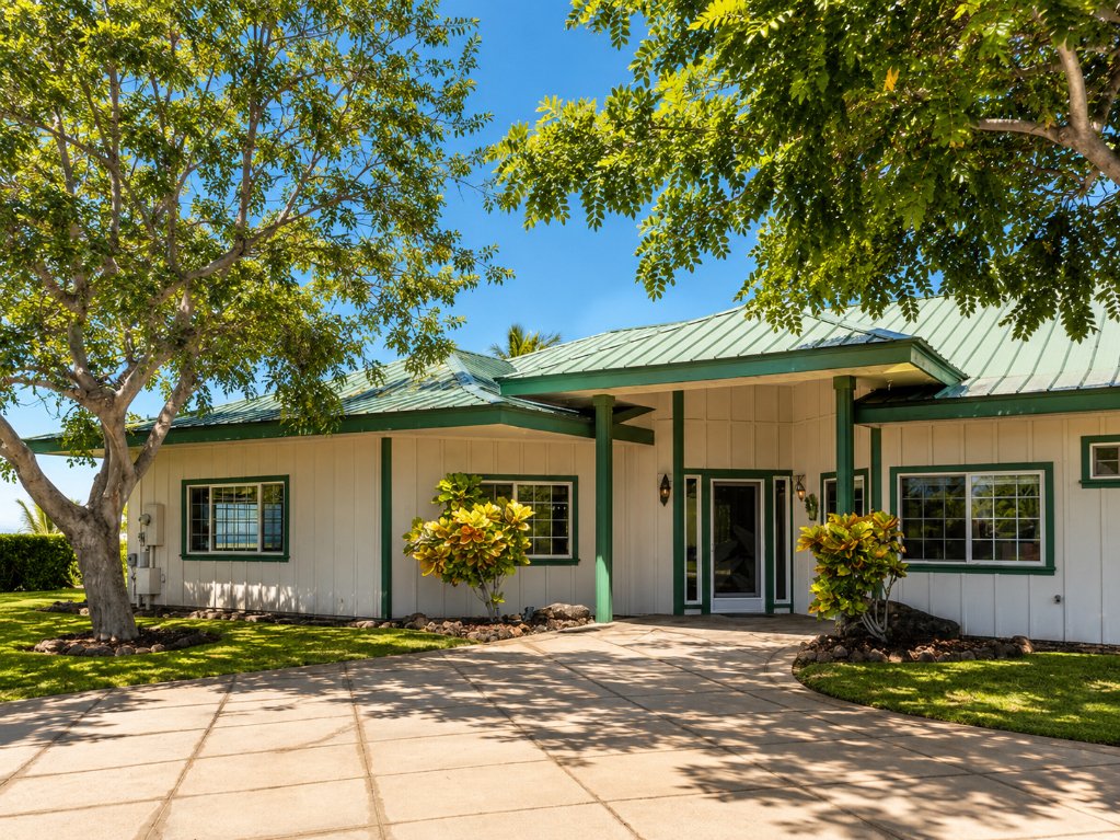 House in Waimea, Hawaii, United States 5 - 17783896
