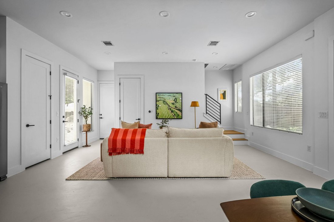 Condo in Austin, Texas, United States 2 - 18394430