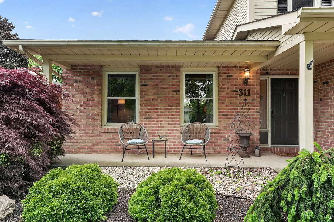 House in St. Catharines, Ontario, Canada 5 - 18393681