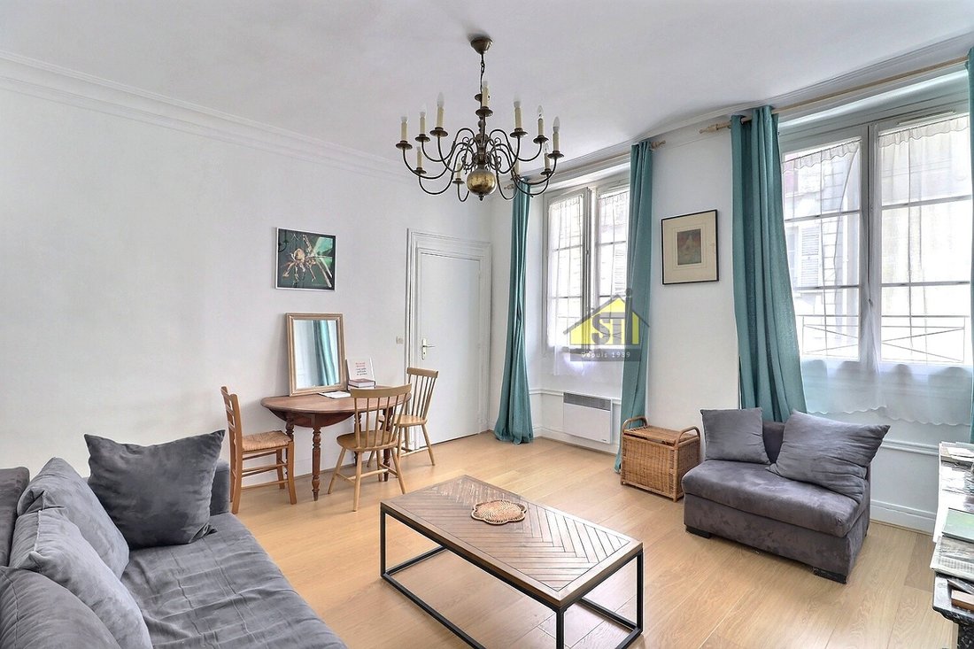 Apartment in Invalides, Paris 7e Arrondissement, Paris 4 - 18391943