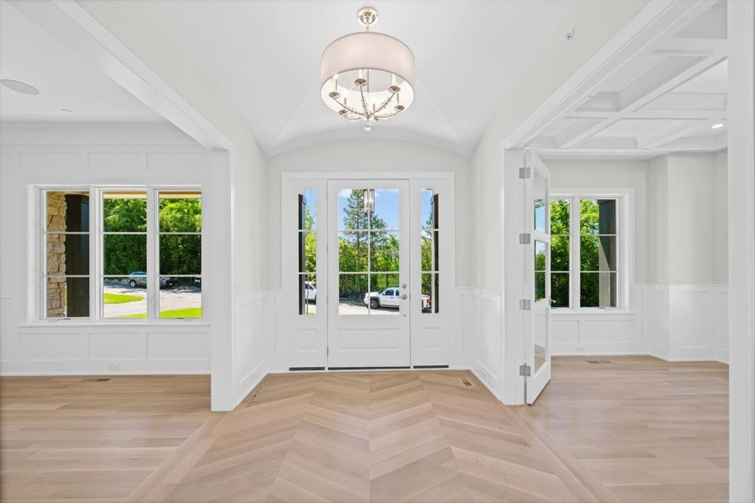 House in St. Charles, Illinois, United States 2 - 16586779