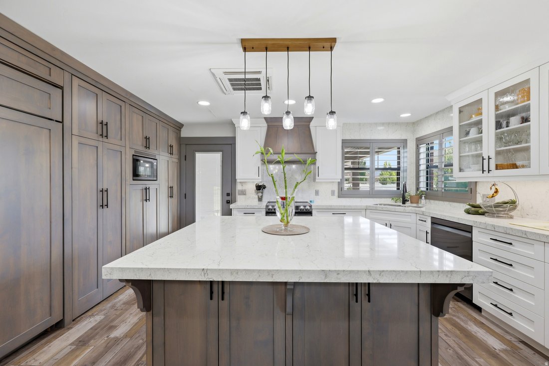 House in Syracuse, Utah, United States 4 - 18395077