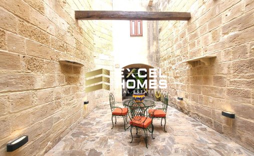 House in Tarxien, Malta 1